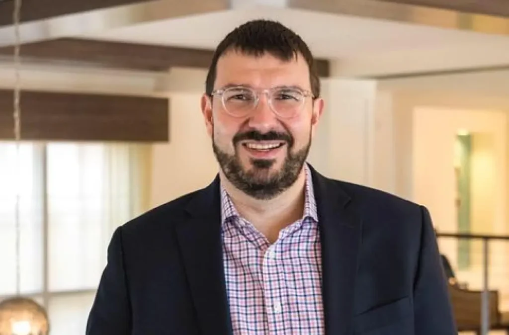 Portrait of Rob Vannuchi